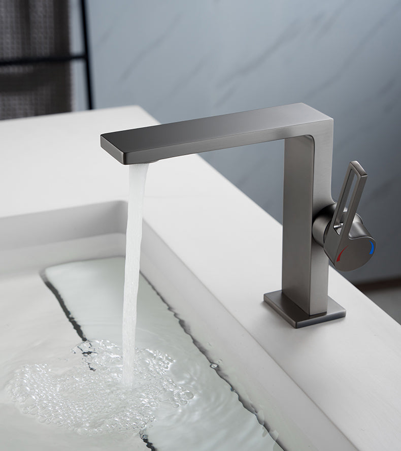 Robinet de Salle de Bain Moderne et Elégant PLOMBEAU