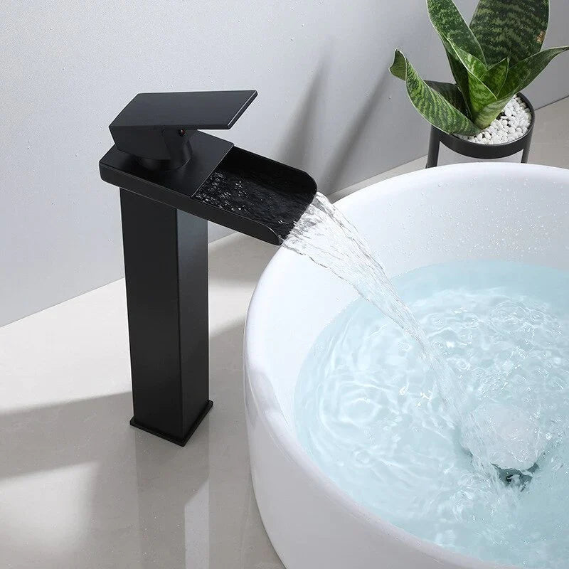 Robinet Mitigeur Cascade Vasque - Moon ROBINETO
