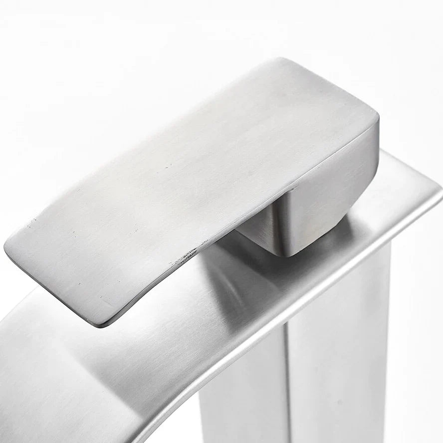 Robinet Mitigeur Lavabo Cascade - Oracle ROBINETO