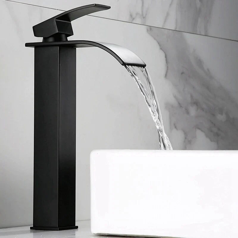 Robinet Mitigeur Vasque - Cascade Élégante ROBINETO