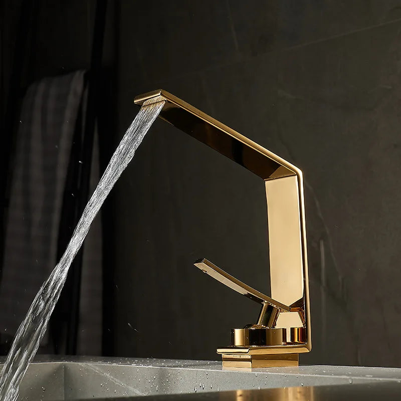 Robinet Cascade Bec Haut Pour Vasque