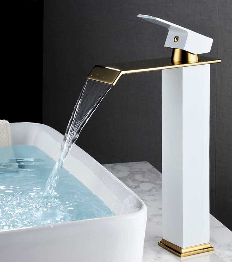 Robinet Haut de Vasque Cubique PLOMBEAU