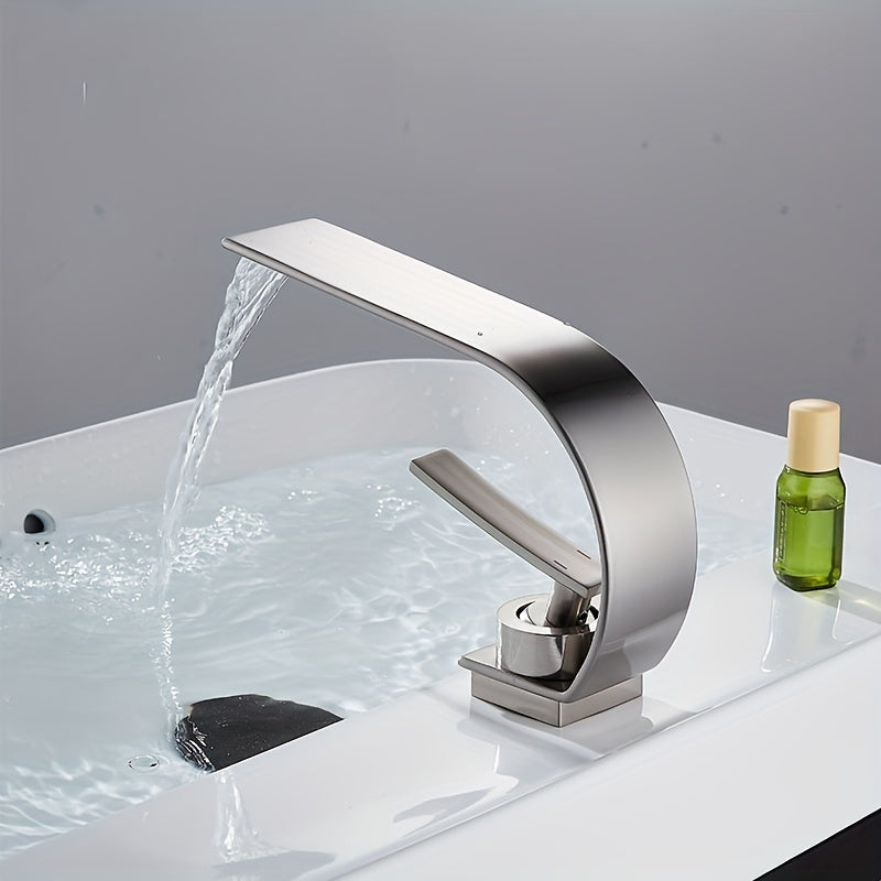 Mitigeur lavabo Cascade ROBINETO