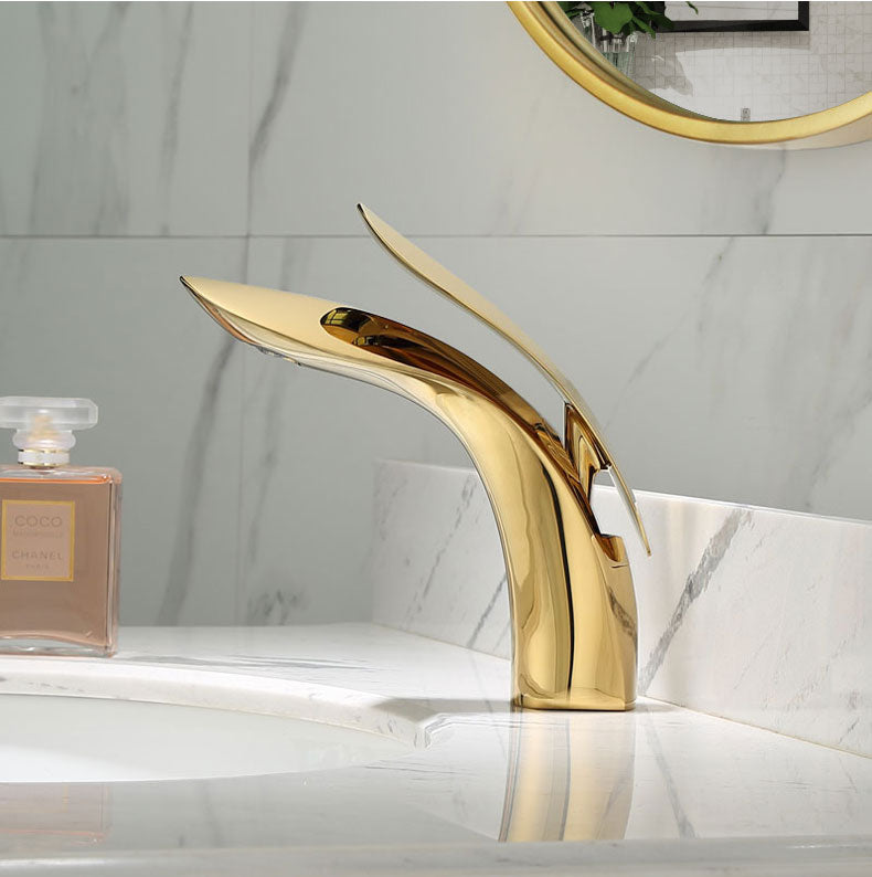 Mitigeur Lavabo Salle de Bain Design Arrondi Doré PLOMBEAU