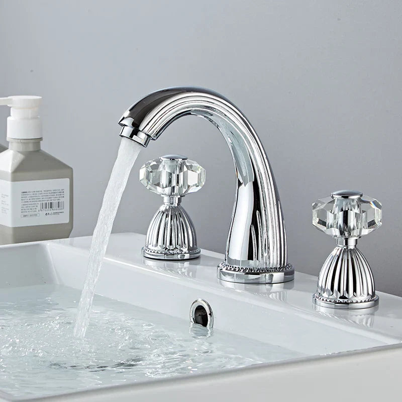 Robinet Lavabo 3 trous PLOMBEAU